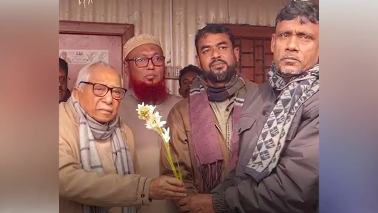 সিরাজগঞ্জে বিএনপিতে যোগ দিলেন আ.লীগের শতাধিক নেতাকর্মী